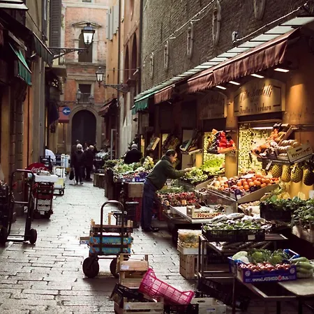 Pescarìe Appartamento Bologna